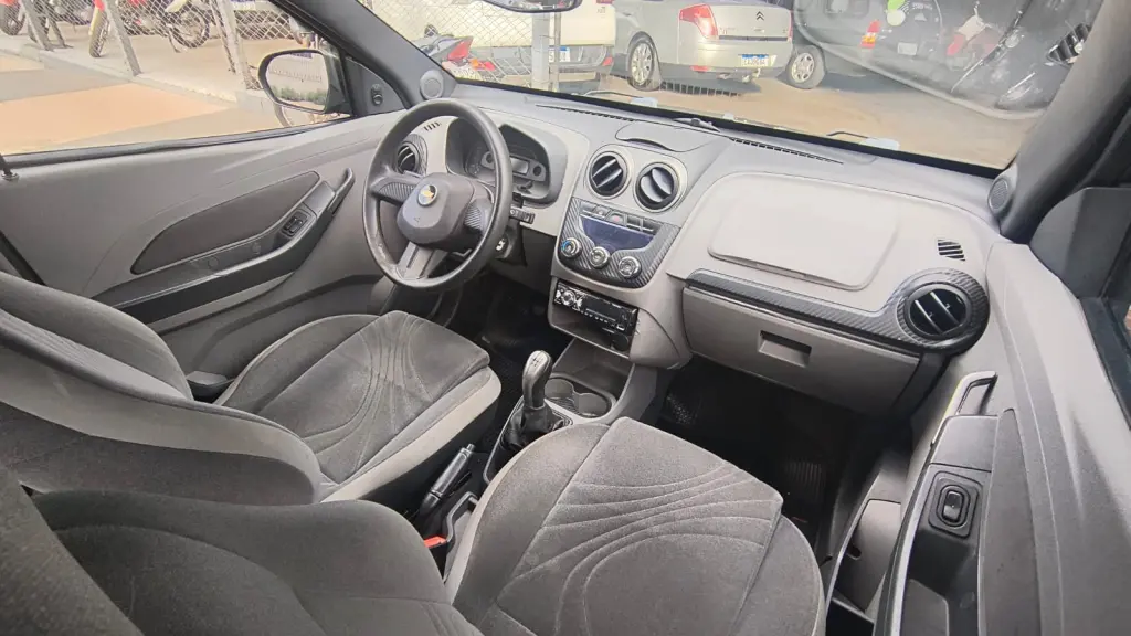 CHEVROLET Agile - Foto