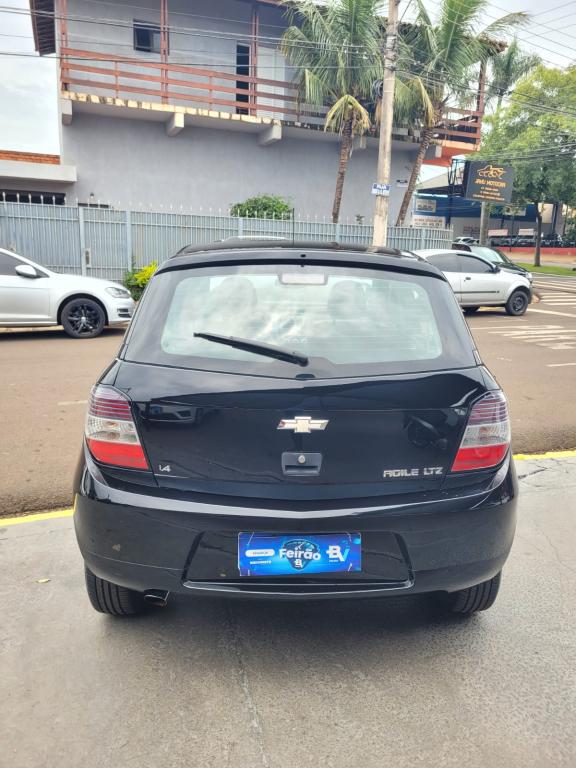 CHEVROLET Agile - Foto