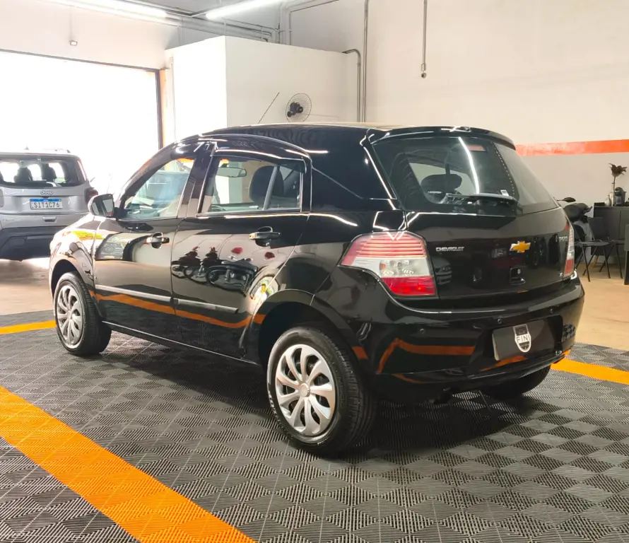 CHEVROLET Agile - Foto