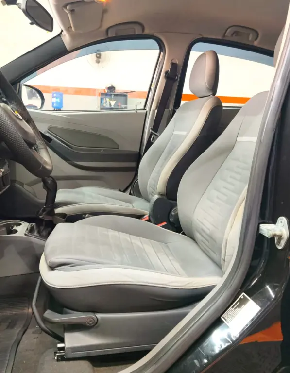 CHEVROLET Agile - Foto