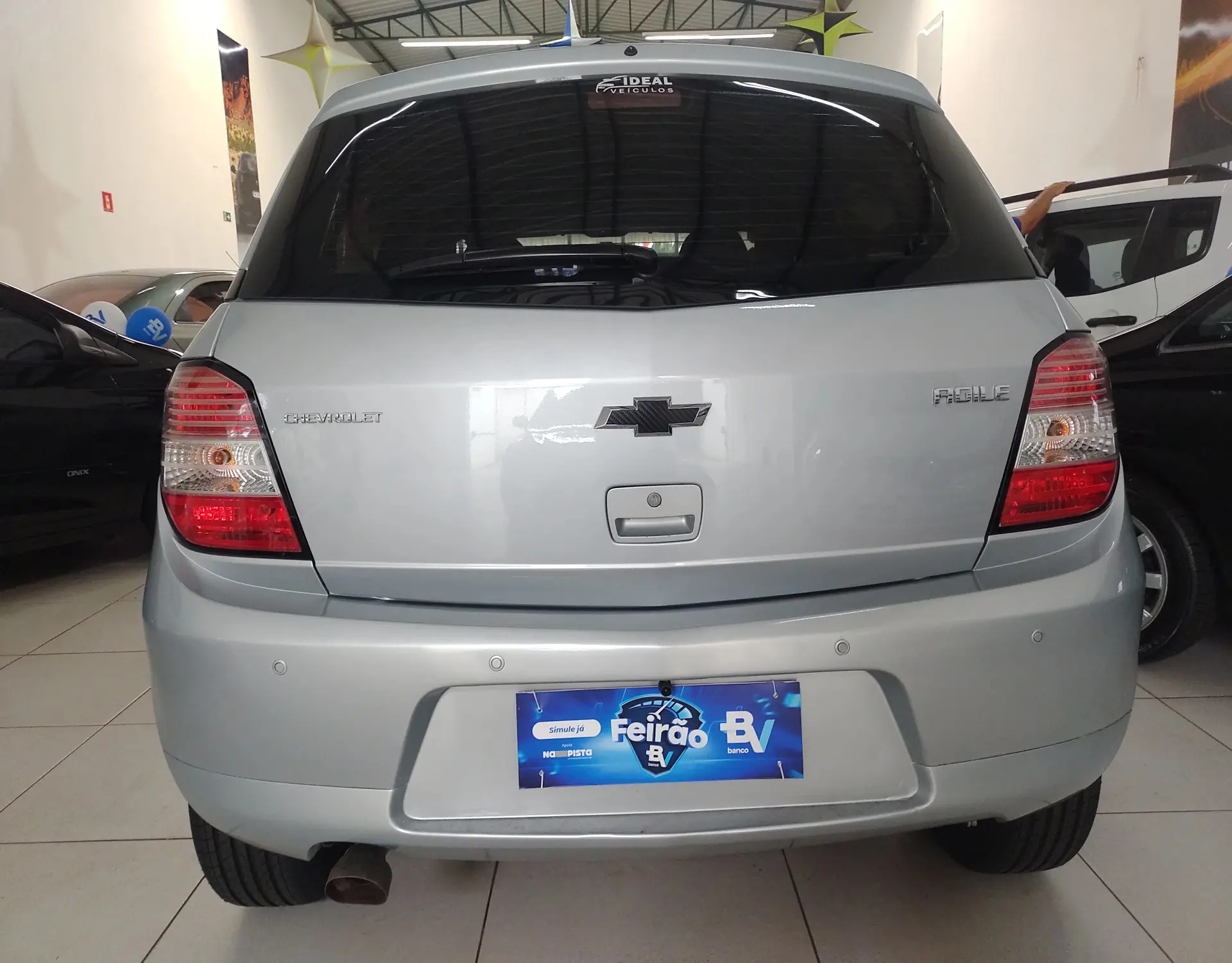 CHEVROLET Agile - Foto