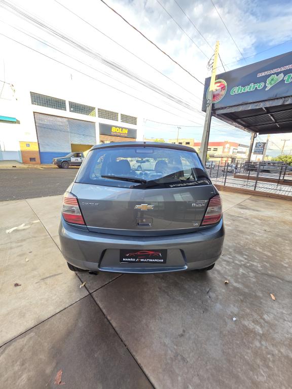 CHEVROLET Agile - Foto