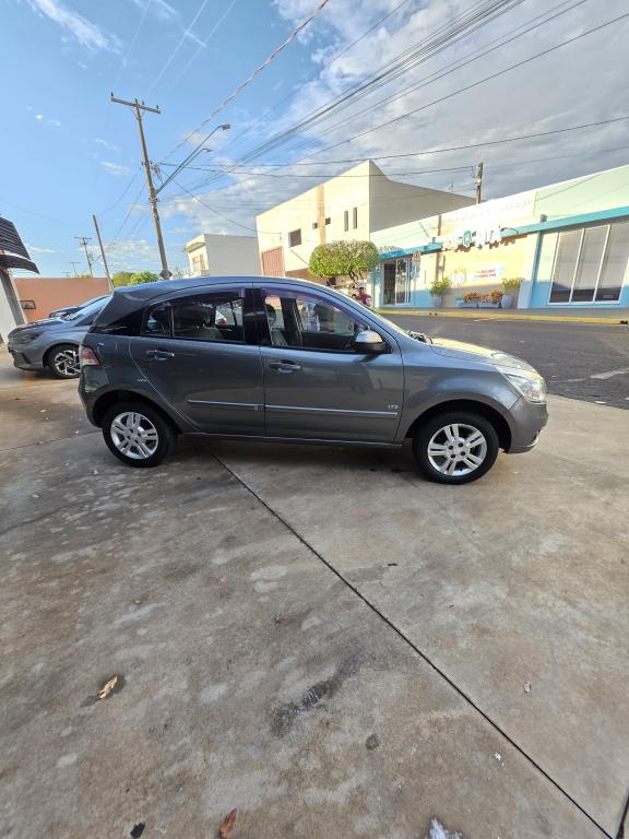 CHEVROLET Agile - Foto