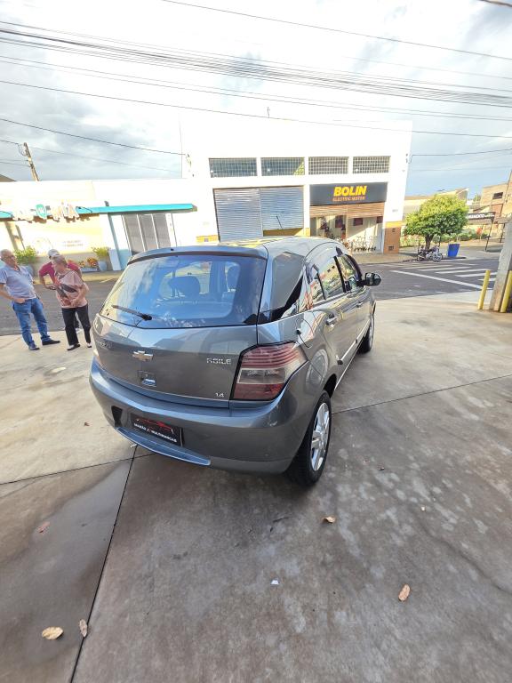 CHEVROLET Agile - Foto