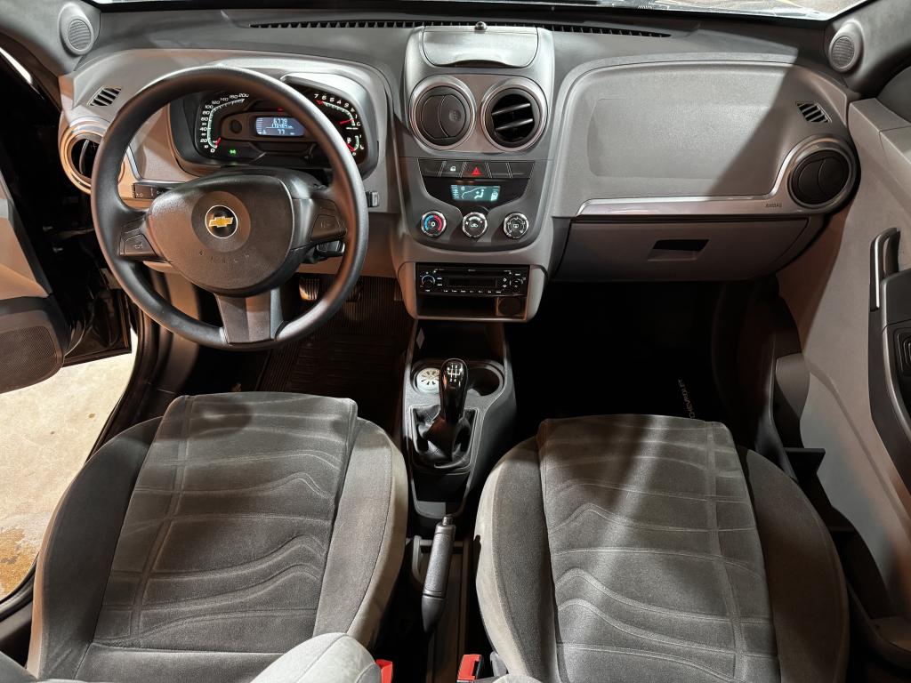 CHEVROLET Agile - Foto