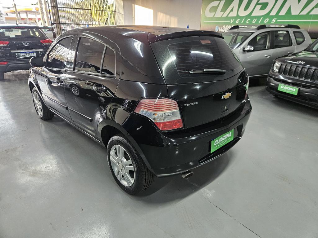 CHEVROLET Agile - Foto