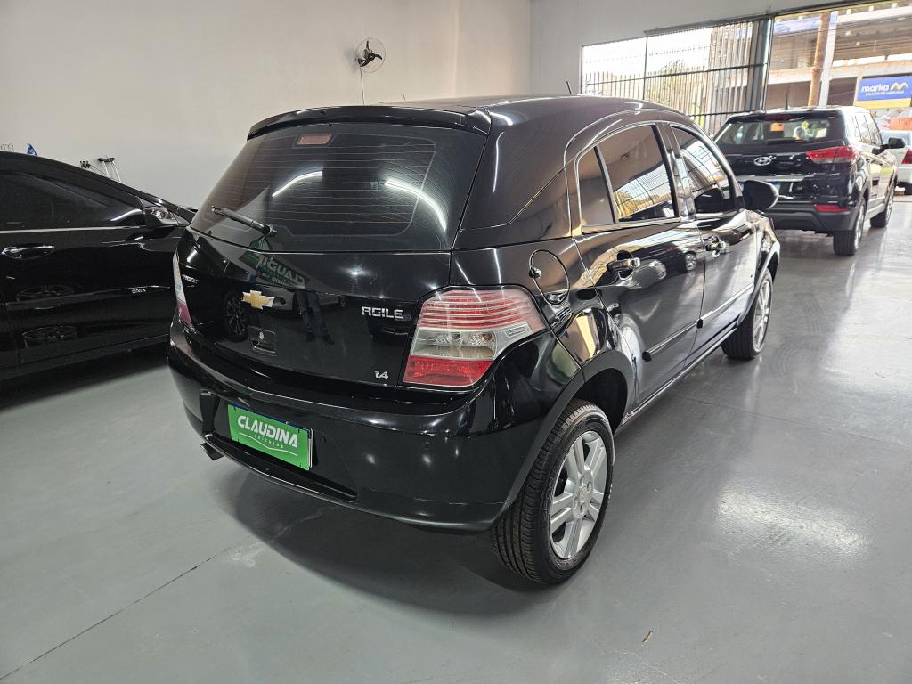 CHEVROLET Agile - Foto