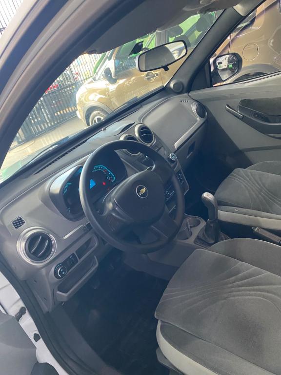 CHEVROLET Agile - Foto