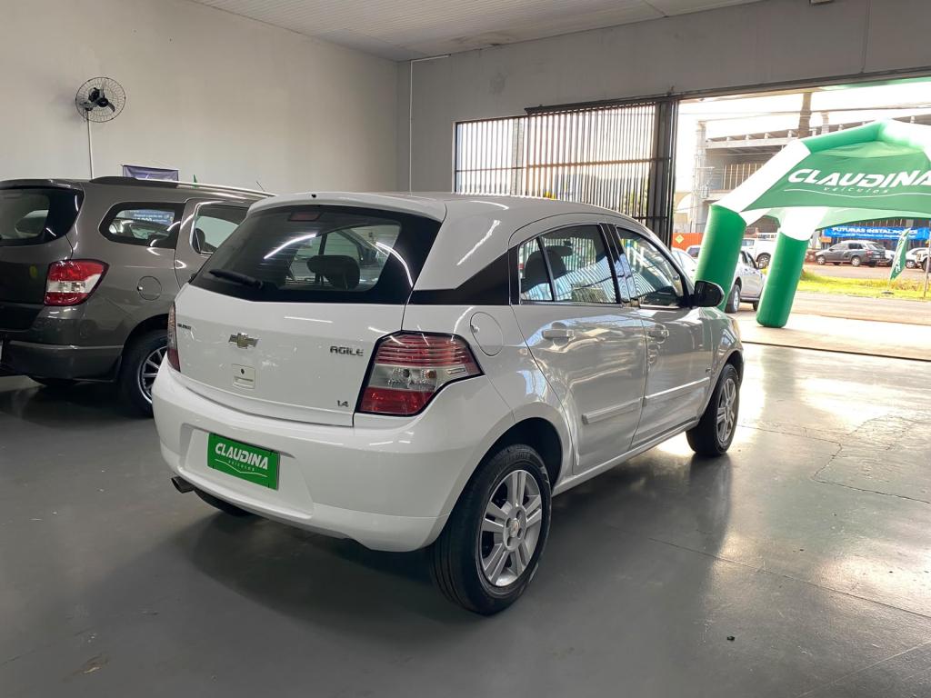 CHEVROLET Agile - Foto