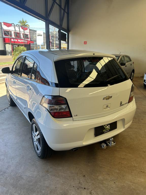 CHEVROLET Agile - Foto