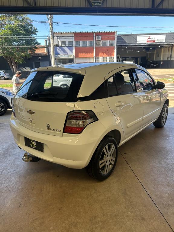 CHEVROLET Agile - Foto