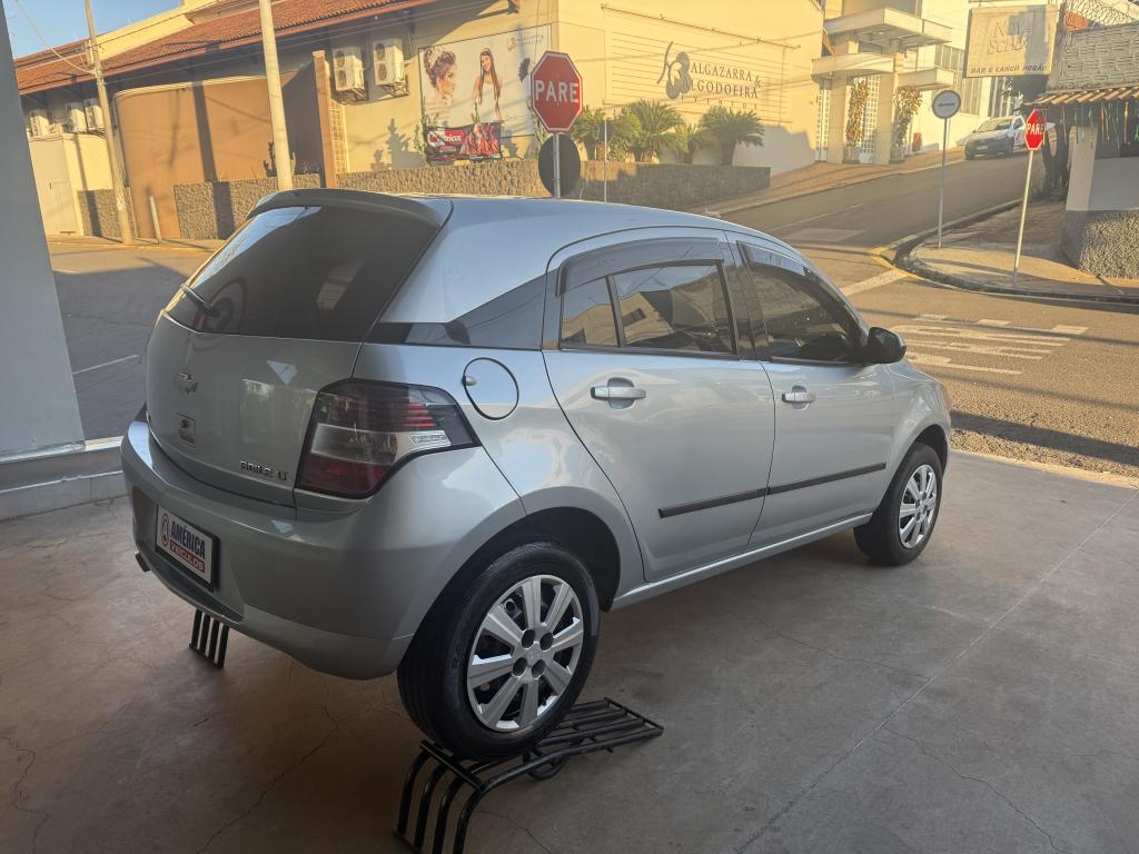CHEVROLET Agile - Foto