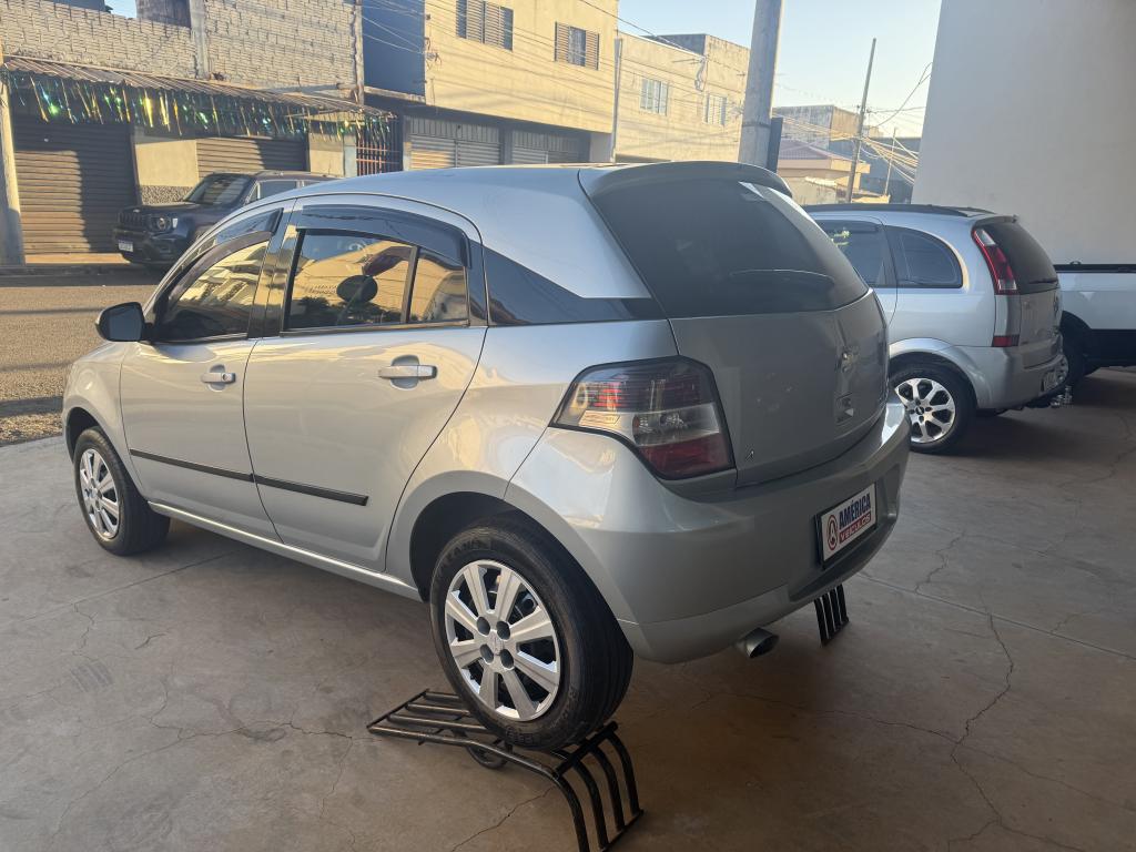 CHEVROLET Agile - Foto