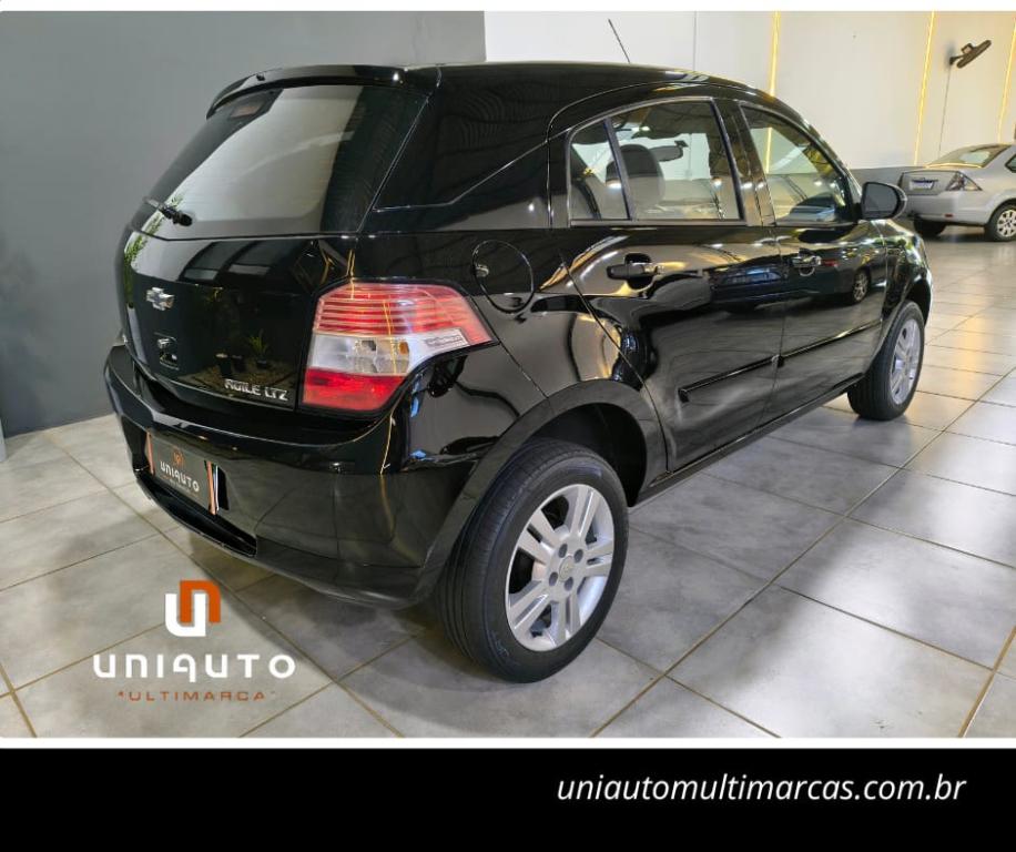 CHEVROLET Agile - Foto