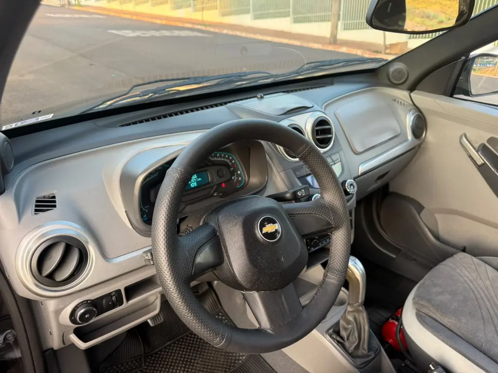 CHEVROLET Agile - Foto
