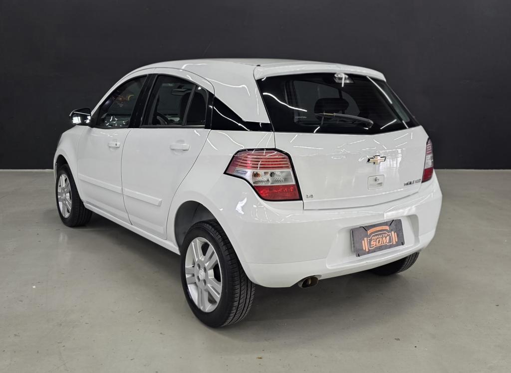 CHEVROLET Agile - Foto