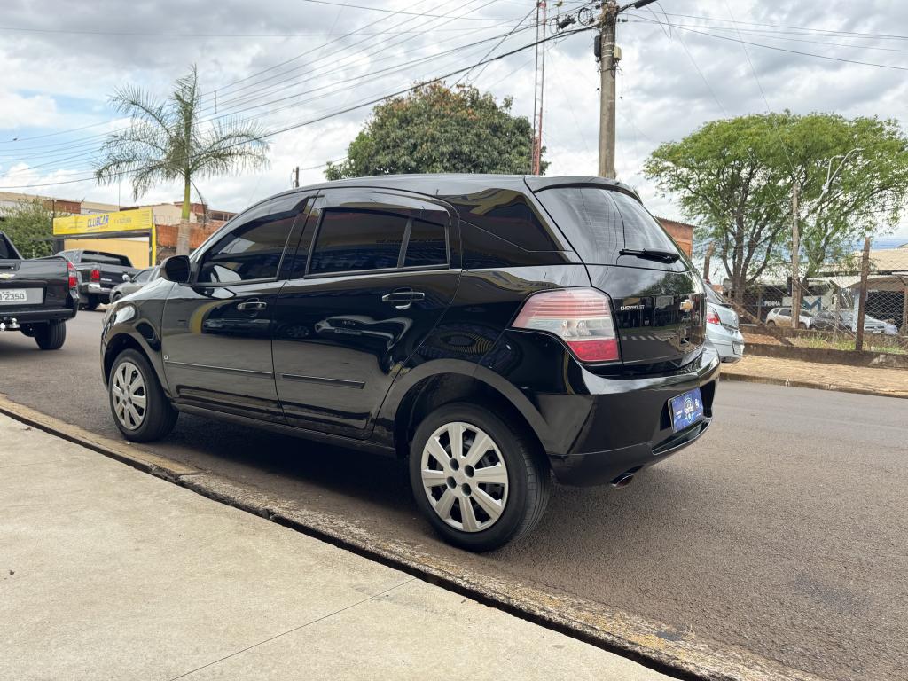 CHEVROLET Agile - Foto