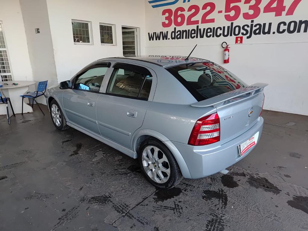 CHEVROLET Astra Hatch - Foto