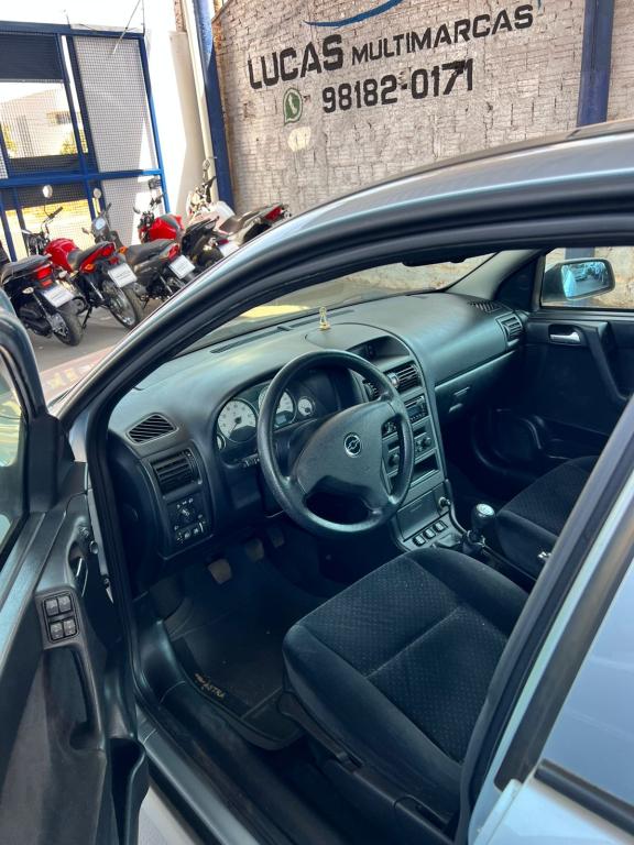 CHEVROLET Astra Hatch - Foto