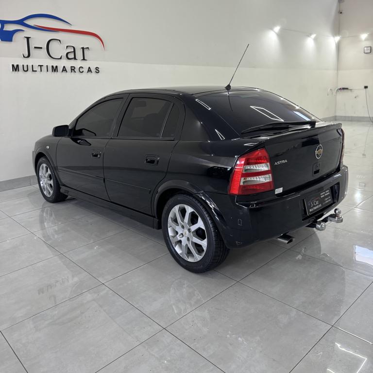 CHEVROLET Astra Hatch - Foto