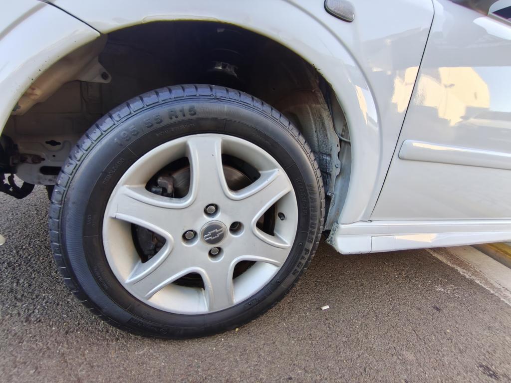 CHEVROLET Astra Hatch - Foto