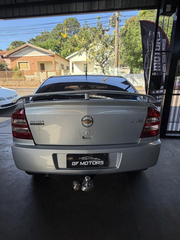 CHEVROLET Astra Hatch - Foto