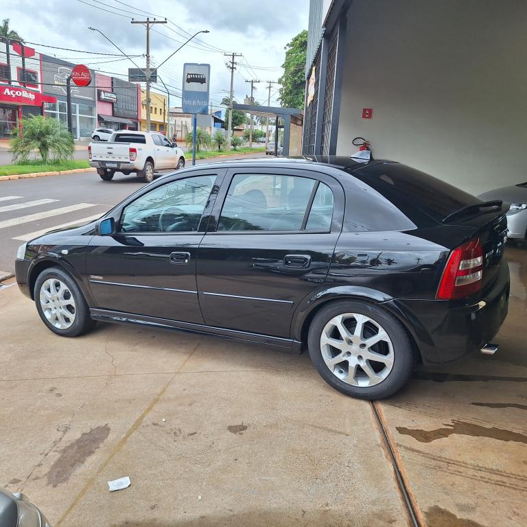 CHEVROLET Astra Hatch - Foto
