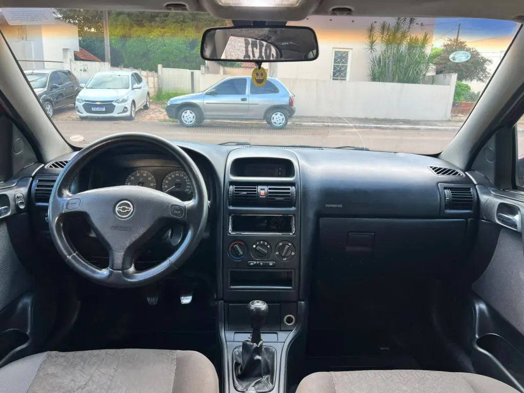 CHEVROLET Astra Hatch - Foto