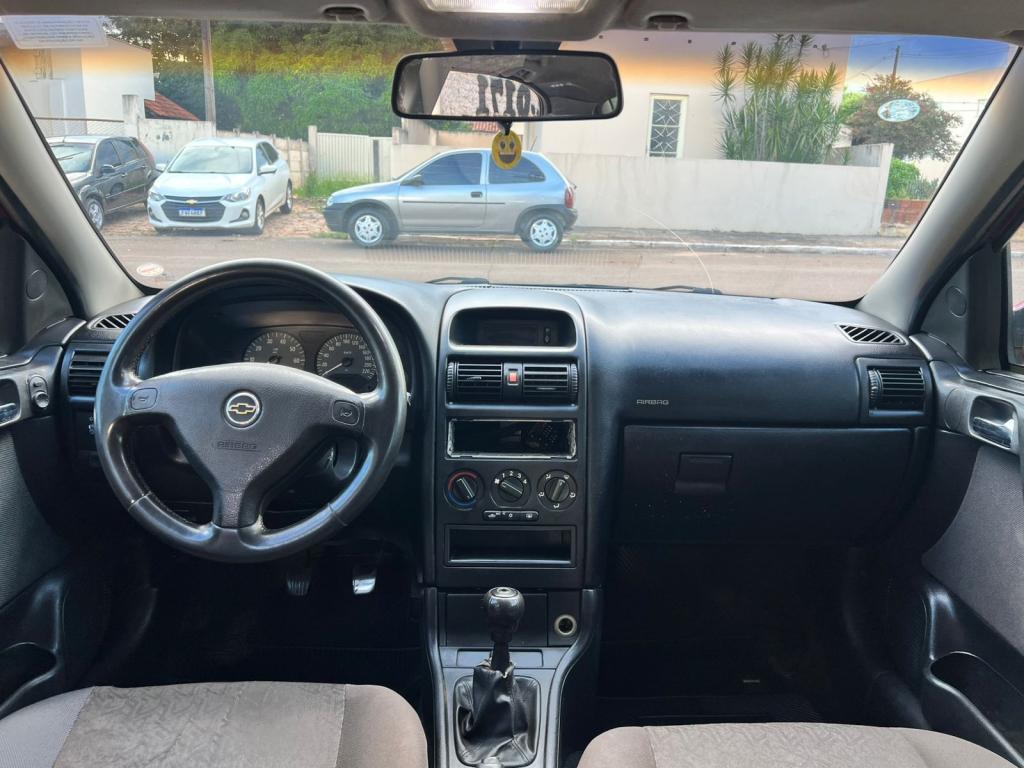 CHEVROLET Astra Hatch - Foto