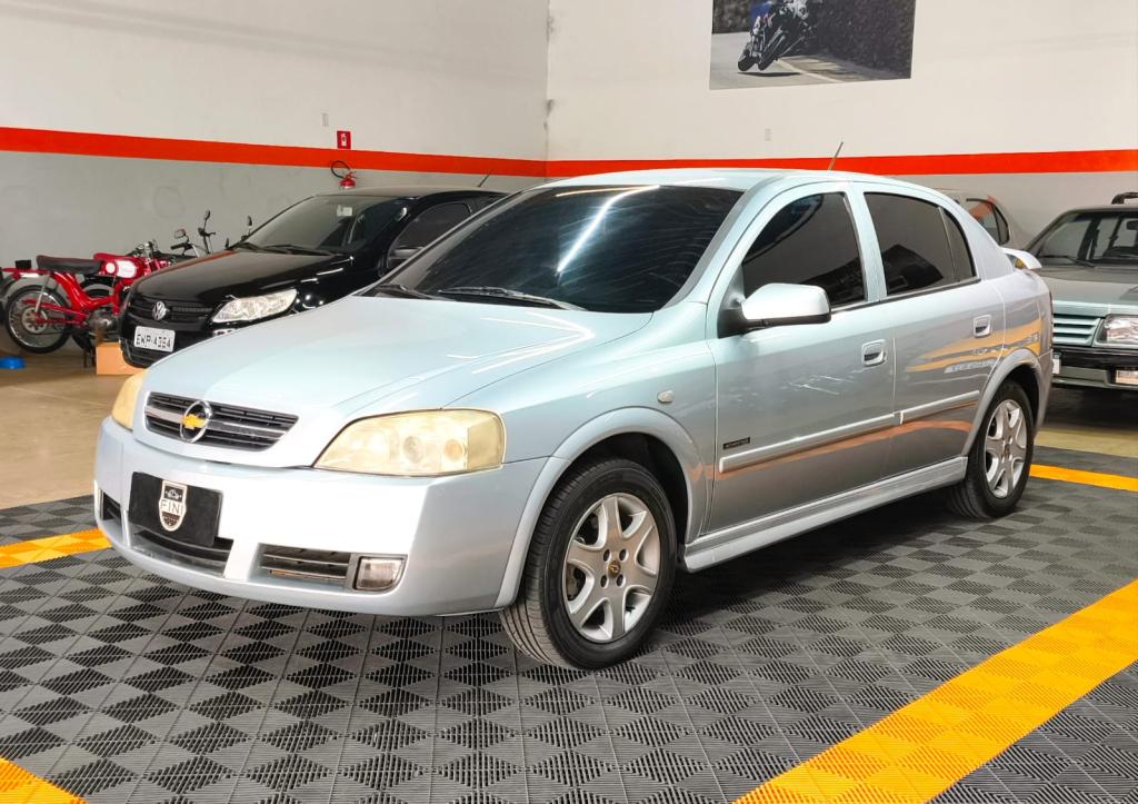 CHEVROLET Astra Hatch - Foto