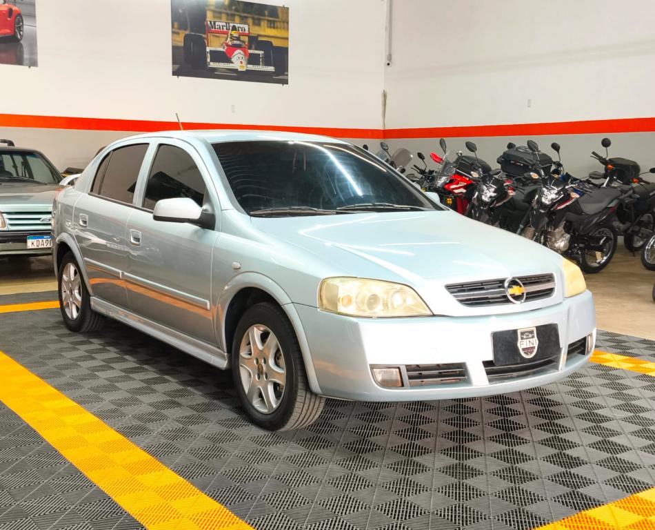 CHEVROLET Astra Hatch - Foto