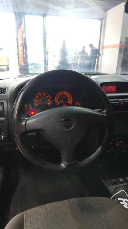 CHEVROLET Astra Hatch - Foto