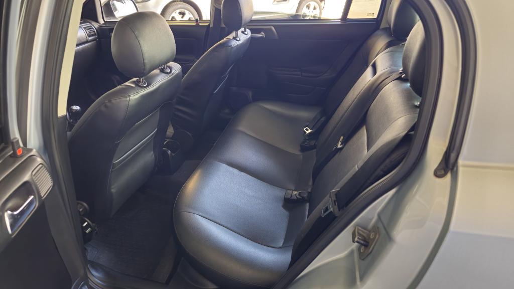 CHEVROLET Astra Hatch - Foto