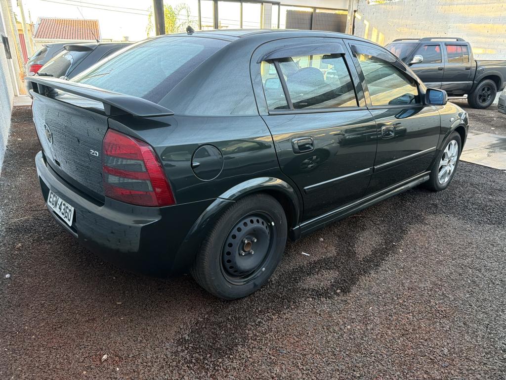 CHEVROLET Astra Hatch - Foto