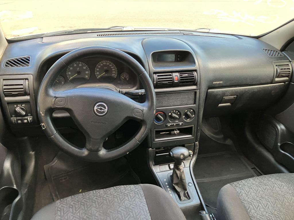CHEVROLET Astra Hatch - Foto