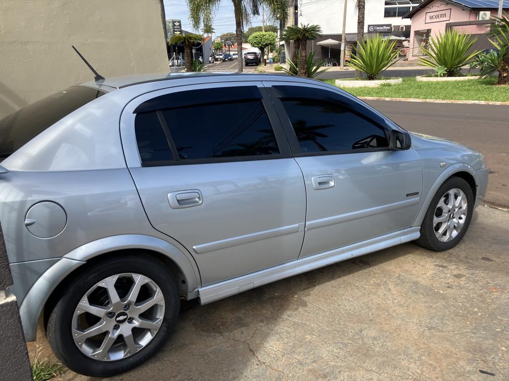 CHEVROLET Astra Hatch - Foto