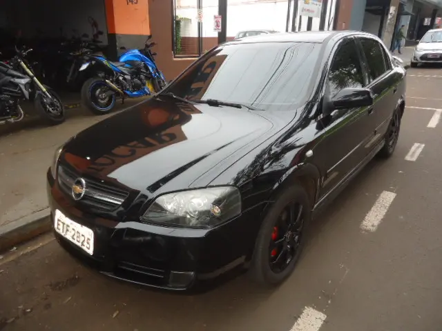 CHEVROLET Astra Hatch - Foto