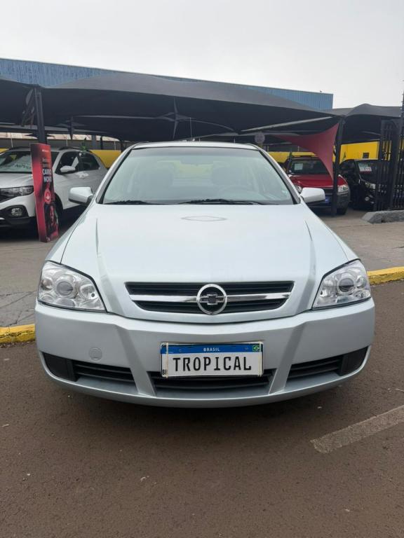 CHEVROLET Astra Hatch - Foto