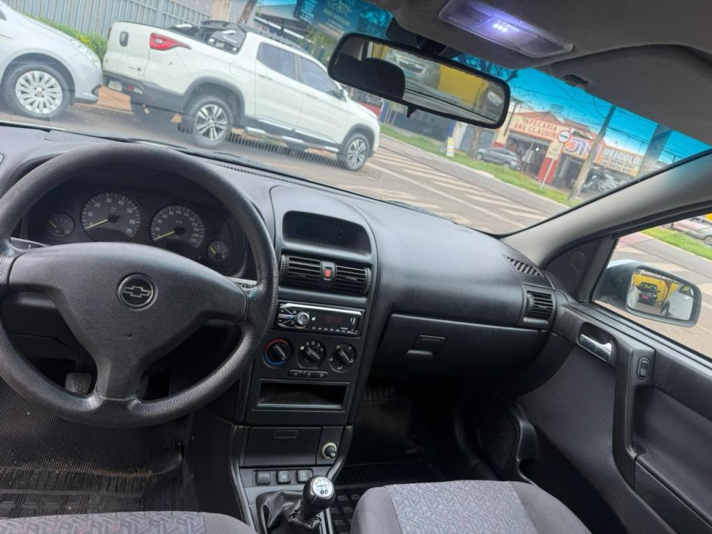 CHEVROLET Astra Hatch - Foto