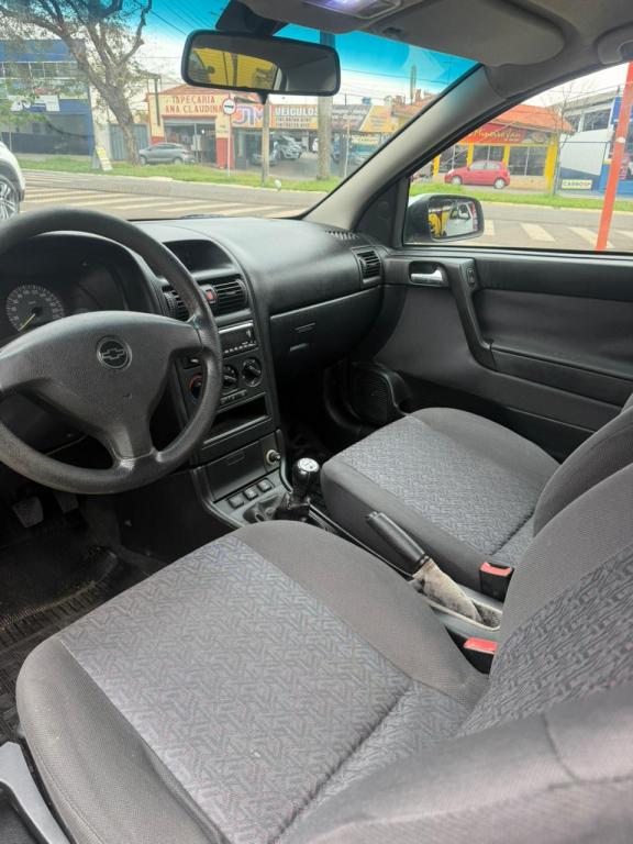CHEVROLET Astra Hatch - Foto