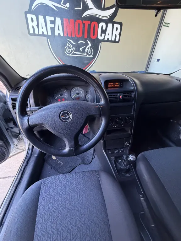 CHEVROLET Astra Hatch - Foto