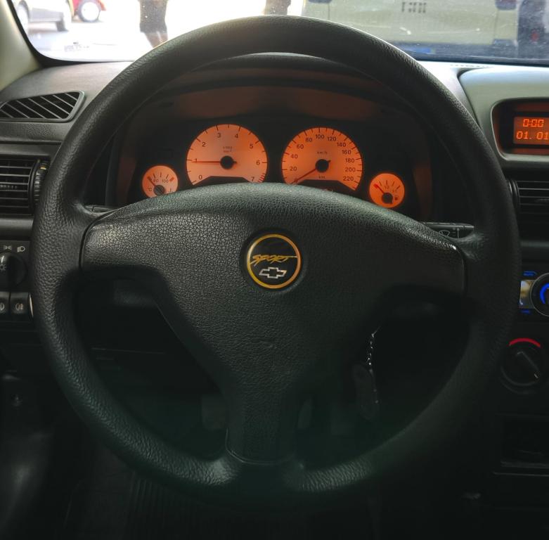 CHEVROLET Astra Hatch - Foto
