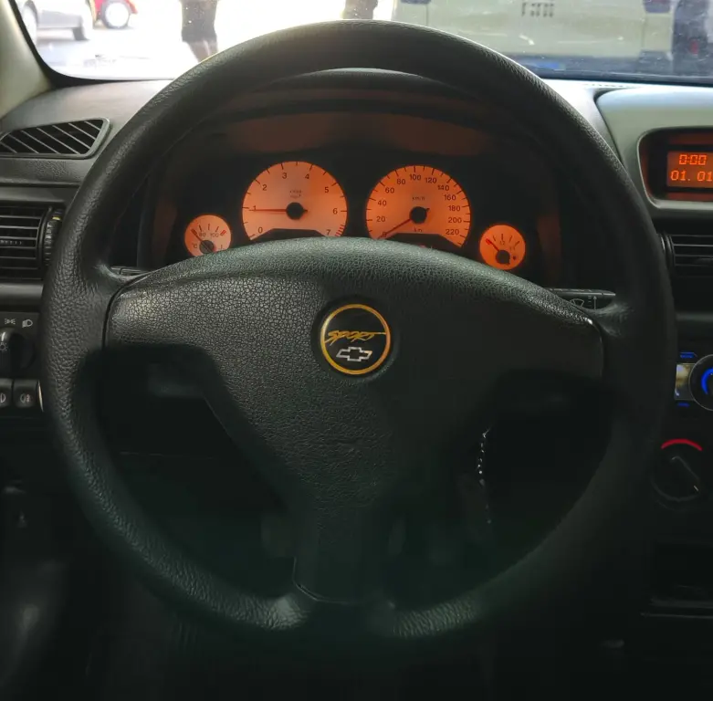 CHEVROLET Astra Hatch - Foto