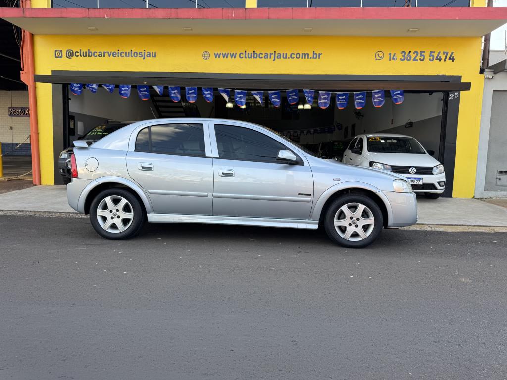 CHEVROLET Astra Hatch
