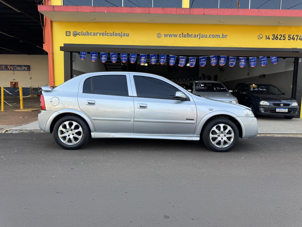 CHEVROLET Astra Hatch