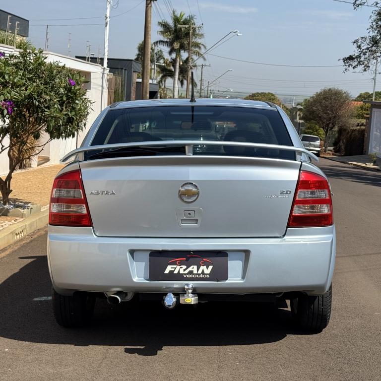 CHEVROLET Astra Hatch - Foto