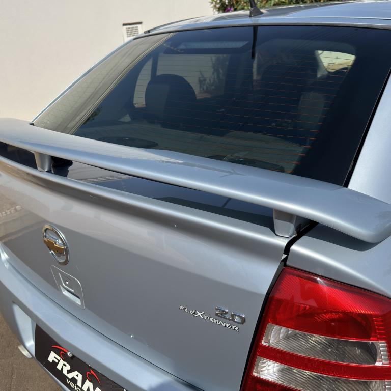 CHEVROLET Astra Hatch - Foto