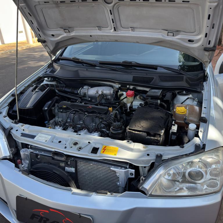 CHEVROLET Astra Hatch - Foto