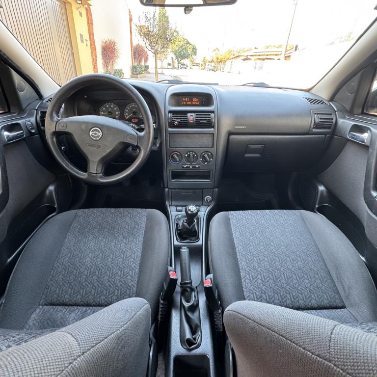 CHEVROLET Astra Hatch - Foto