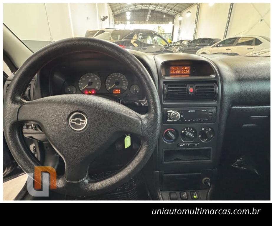 CHEVROLET Astra Hatch - Foto